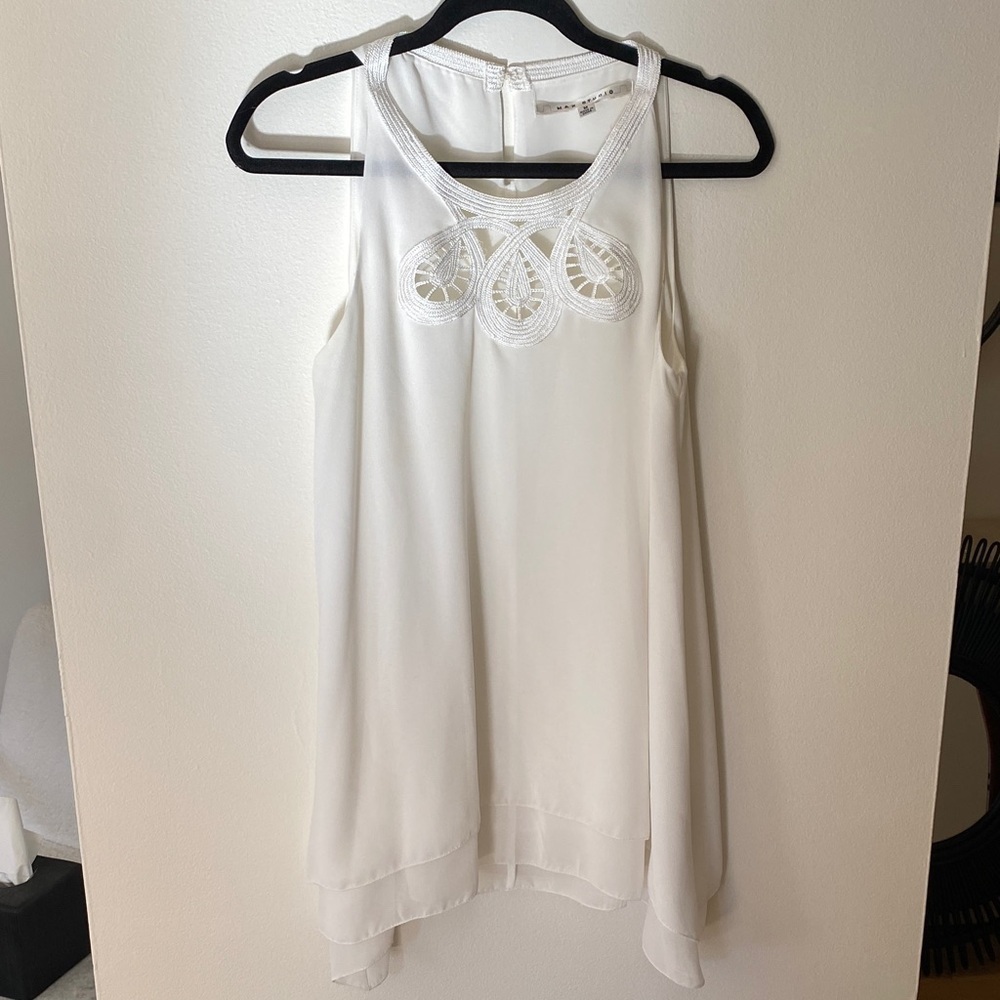 Max Studio Sleevless Eyelet Lace Embroidered White Blouse Size M - Picture 3 of 10